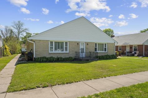 1819 Logan Street Rockford IL 61103