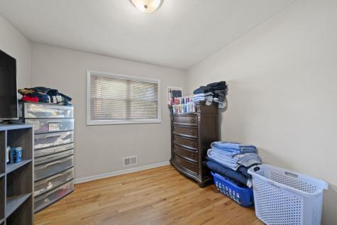 1819 Logan Street Rockford IL 61103