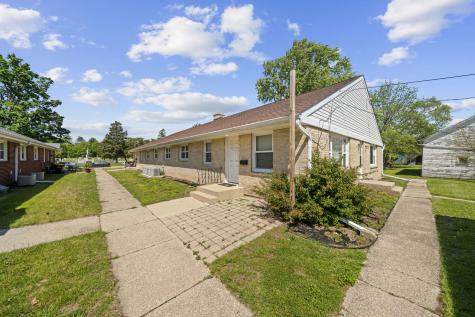 1819 Logan Street Rockford IL 61103
