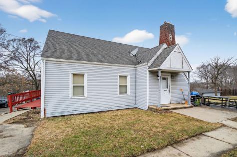 136 West 18th Street Lockport IL 60441