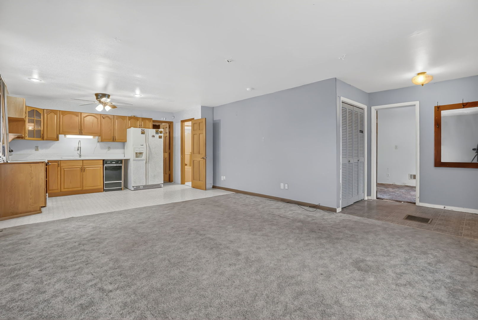 136 West 18th Street Lockport IL 60441