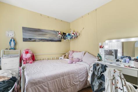 4915 West Winnemac Avenue Chicago IL 60630
