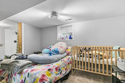 4915 West Winnemac Avenue Chicago IL 60630