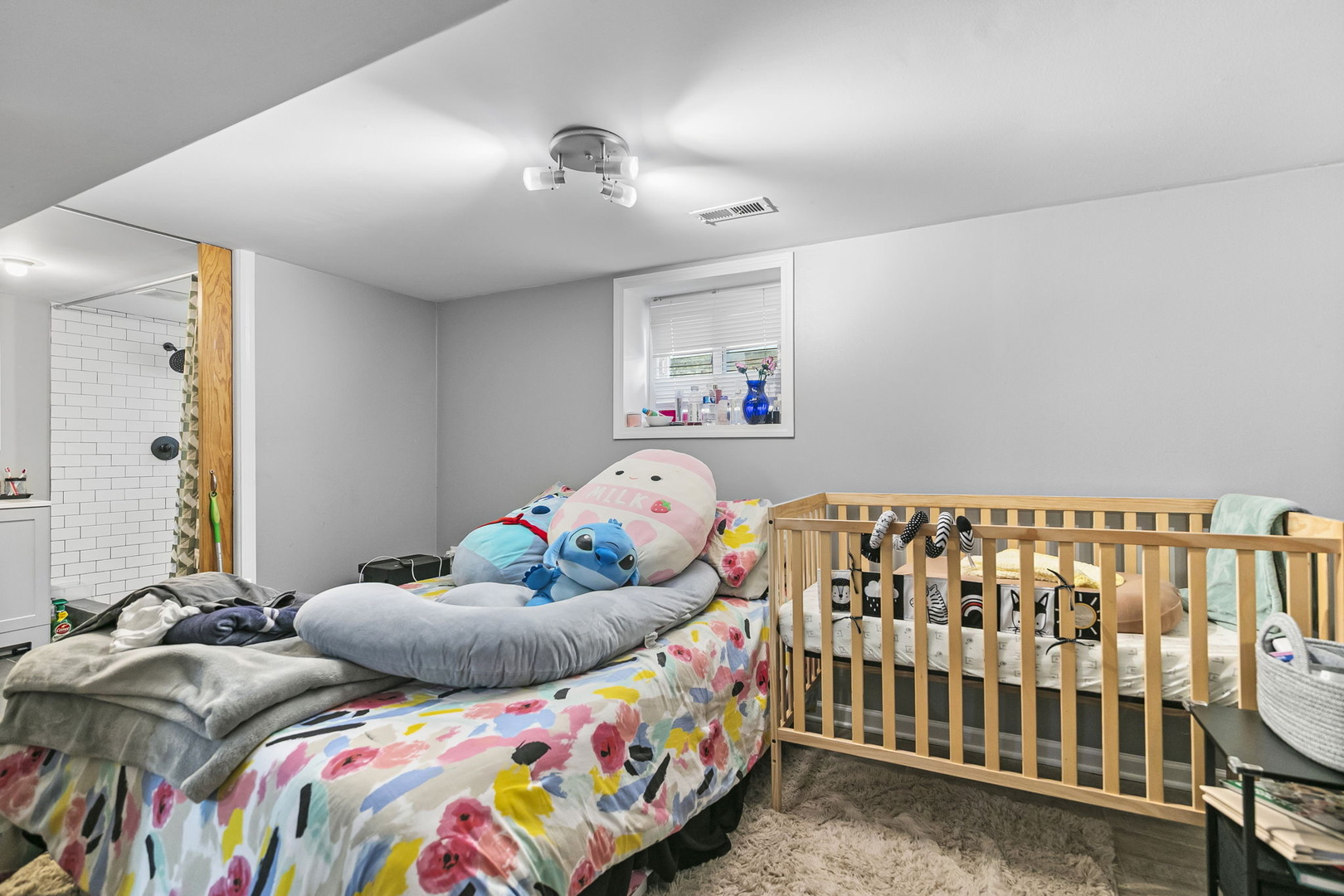 4915 West Winnemac Avenue Chicago IL 60630
