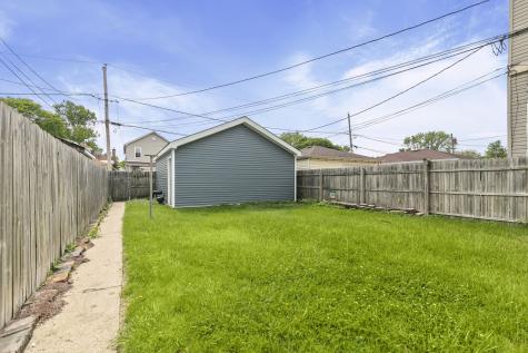 4915 West Winnemac Avenue Chicago IL 60630