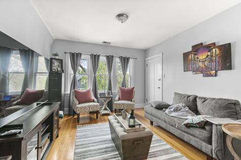 4915 West Winnemac Avenue Chicago IL 60630