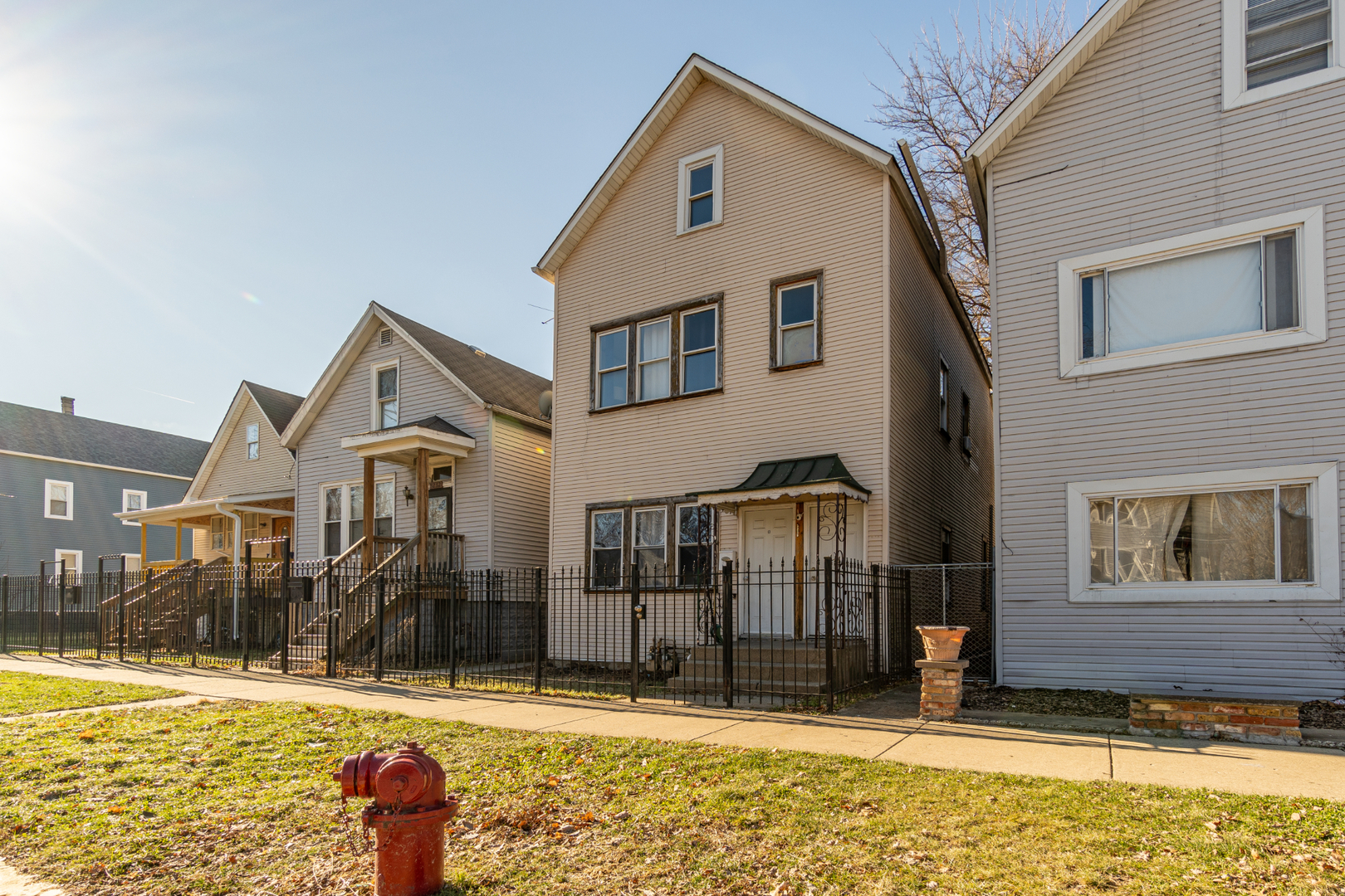 5230 South Justine Street Chicago IL 60609