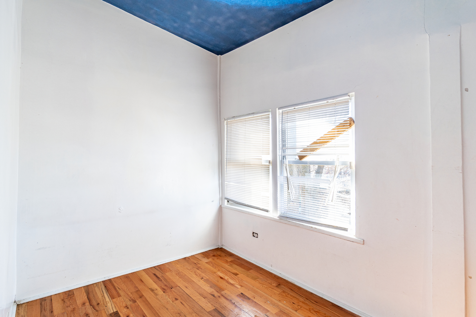 5230 South Justine Street Chicago IL 60609