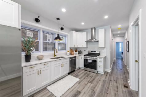 4044 West Kamerling Avenue Chicago IL 60651