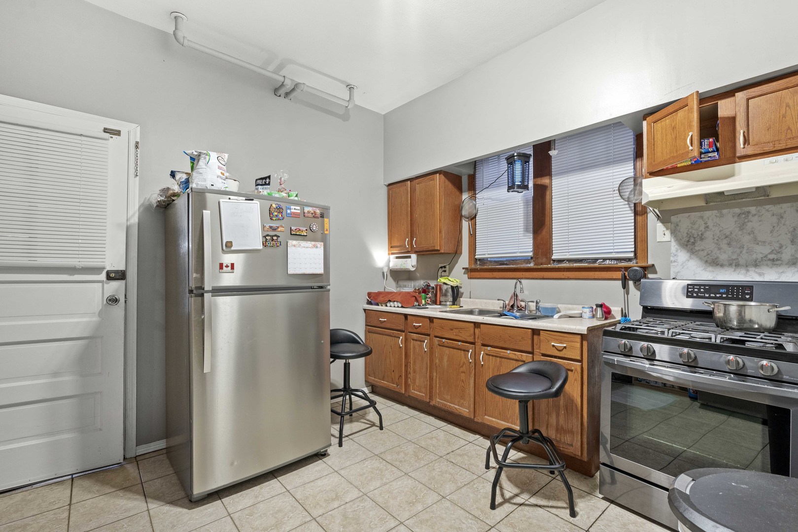 2922 East 97th Street Chicago IL 60617