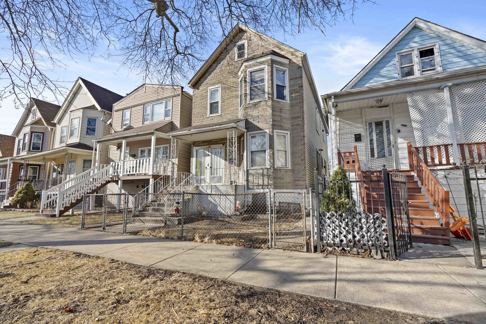 2922 East 97th Street Chicago IL 60617