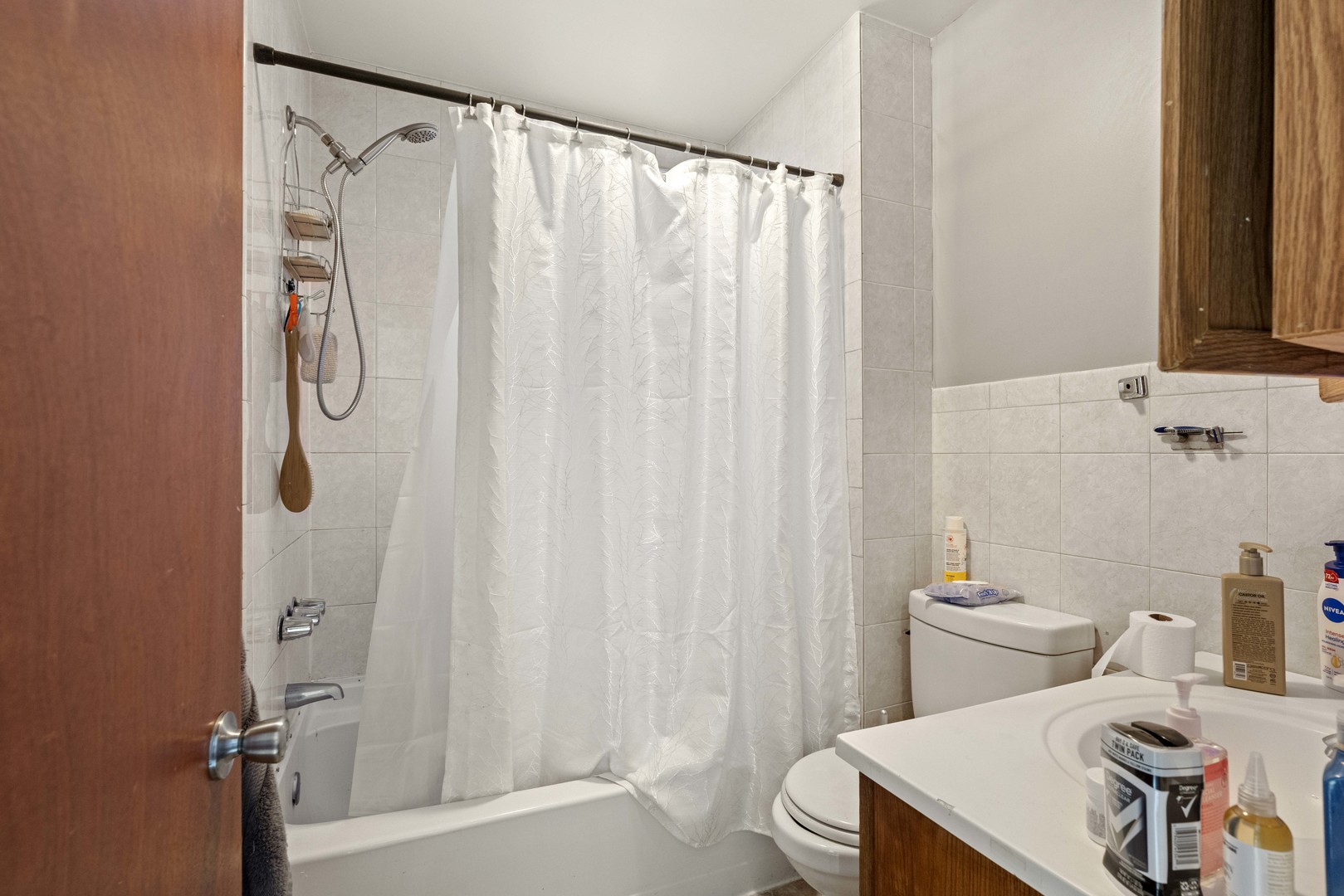 2922 East 97th Street Chicago IL 60617