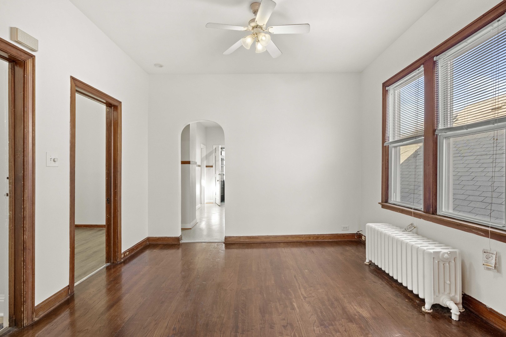 2922 East 97th Street Chicago IL 60617