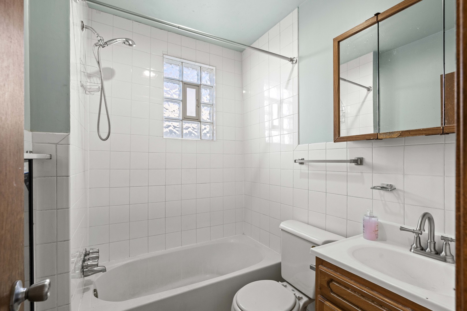 2922 East 97th Street Chicago IL 60617