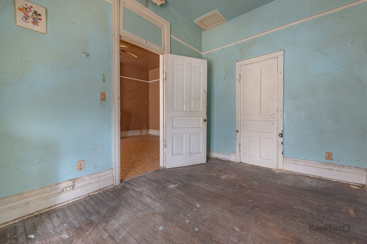 4931 South Champlain Avenue Chicago IL 60615