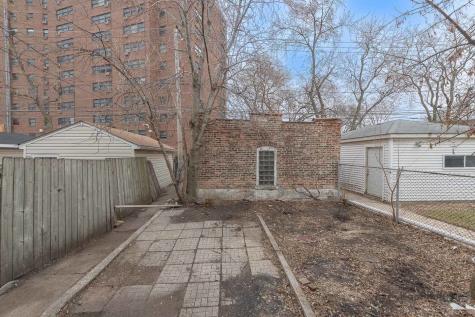 4931 South Champlain Avenue Chicago IL 60615