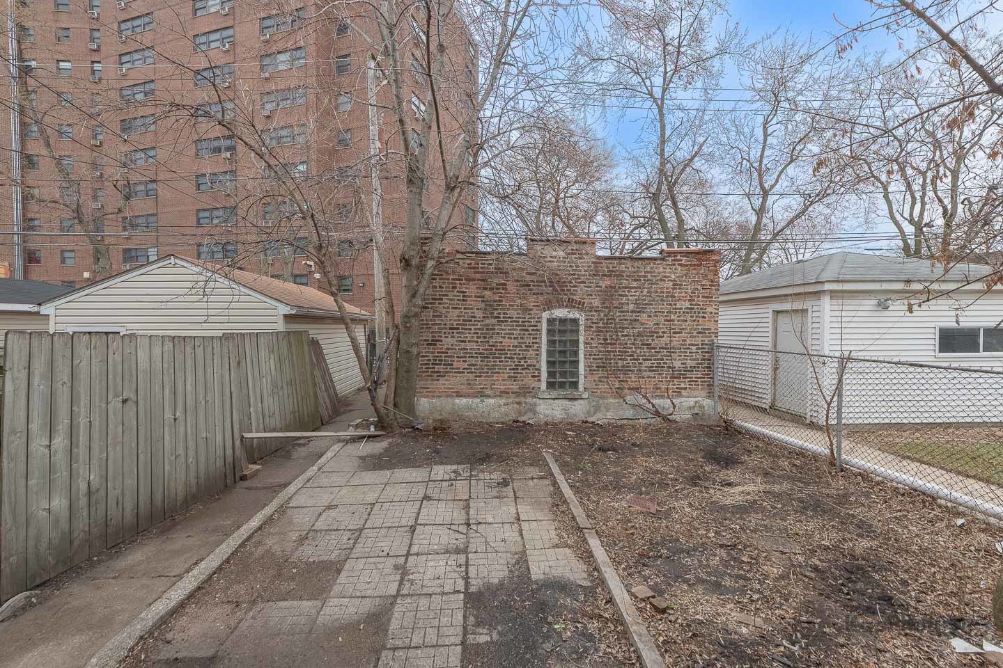 4931 South Champlain Avenue Chicago IL 60615