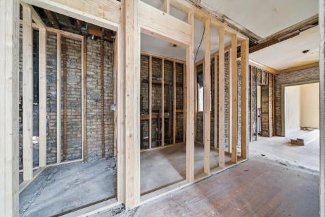 5843 South Peoria Street Chicago IL 60621