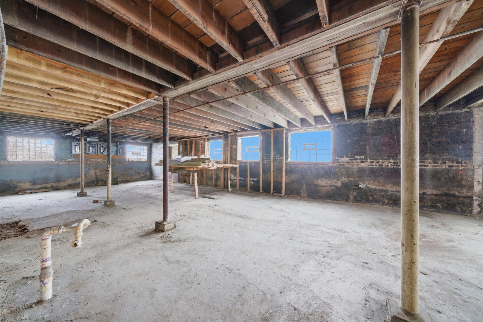 5843 South Peoria Street Chicago IL 60621