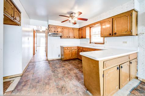 310 Yates Avenue Calumet City IL 60409