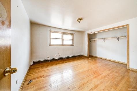 310 Yates Avenue Calumet City IL 60409