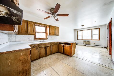 310 Yates Avenue Calumet City IL 60409