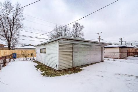 310 Yates Avenue Calumet City IL 60409