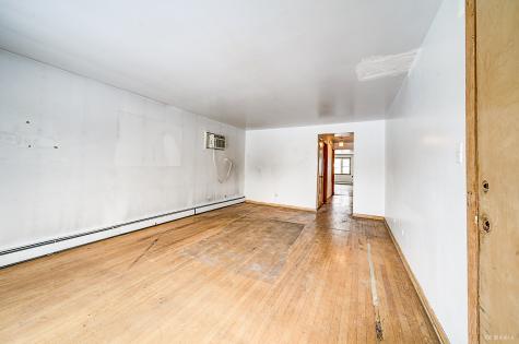 310 Yates Avenue Calumet City IL 60409