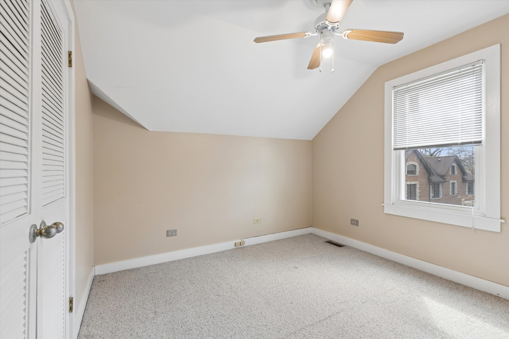 4217 West Grace Street Chicago IL 60641