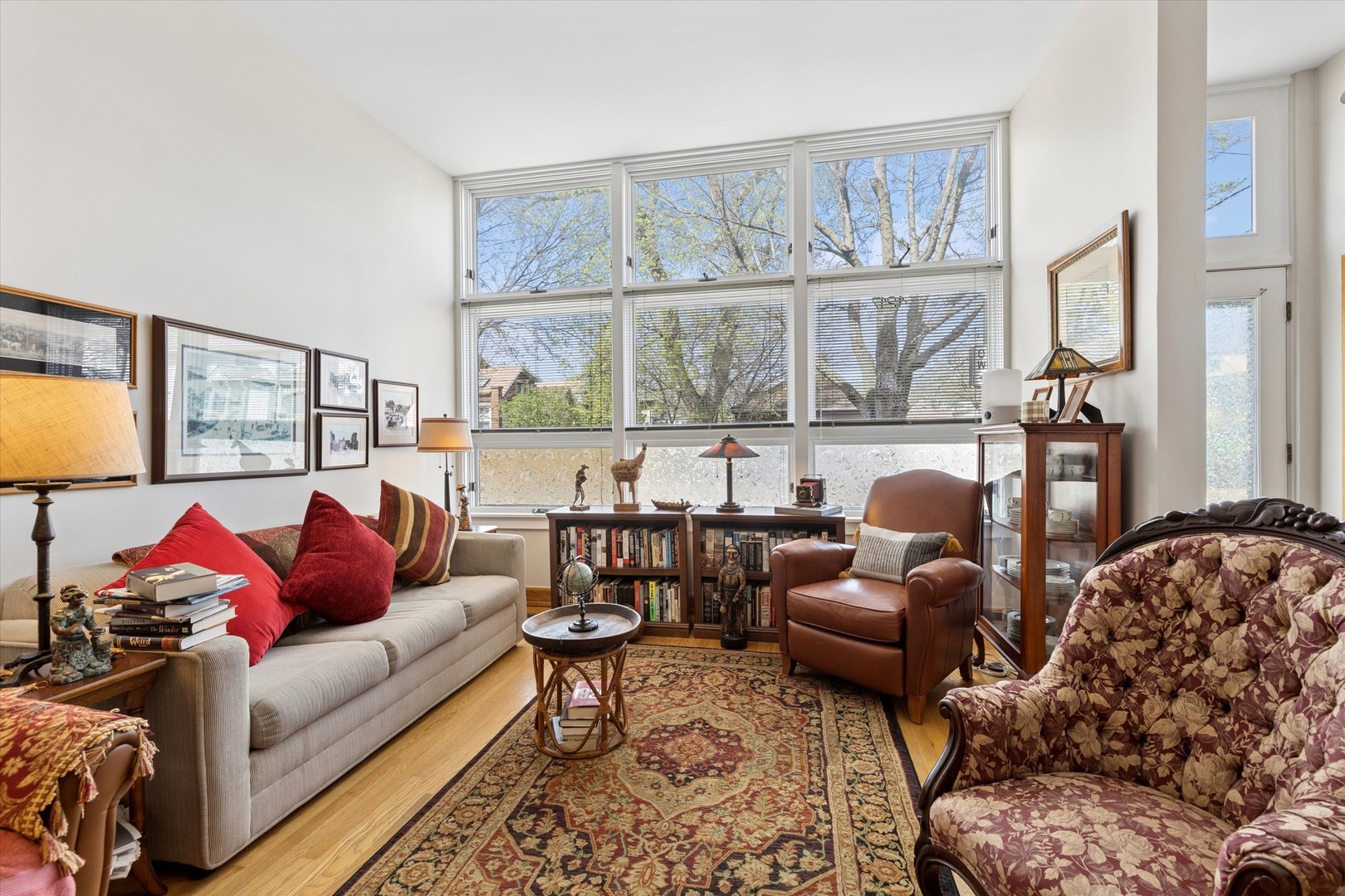 4217 West Grace Street Chicago IL 60641