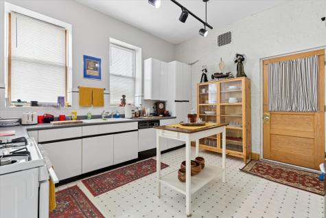 4217 West Grace Street Chicago IL 60641