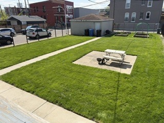 2833 West Walnut Street Chicago IL 60612