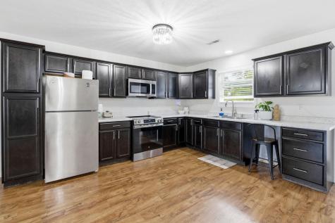 211 Wild Rose Lane Marion IL 62959