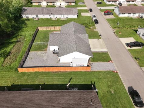 211 Wild Rose Lane Marion IL 62959