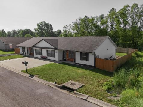211 Wild Rose Lane Marion IL 62959