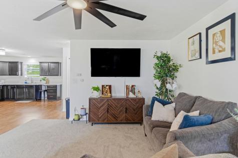 211 Wild Rose Lane Marion IL 62959