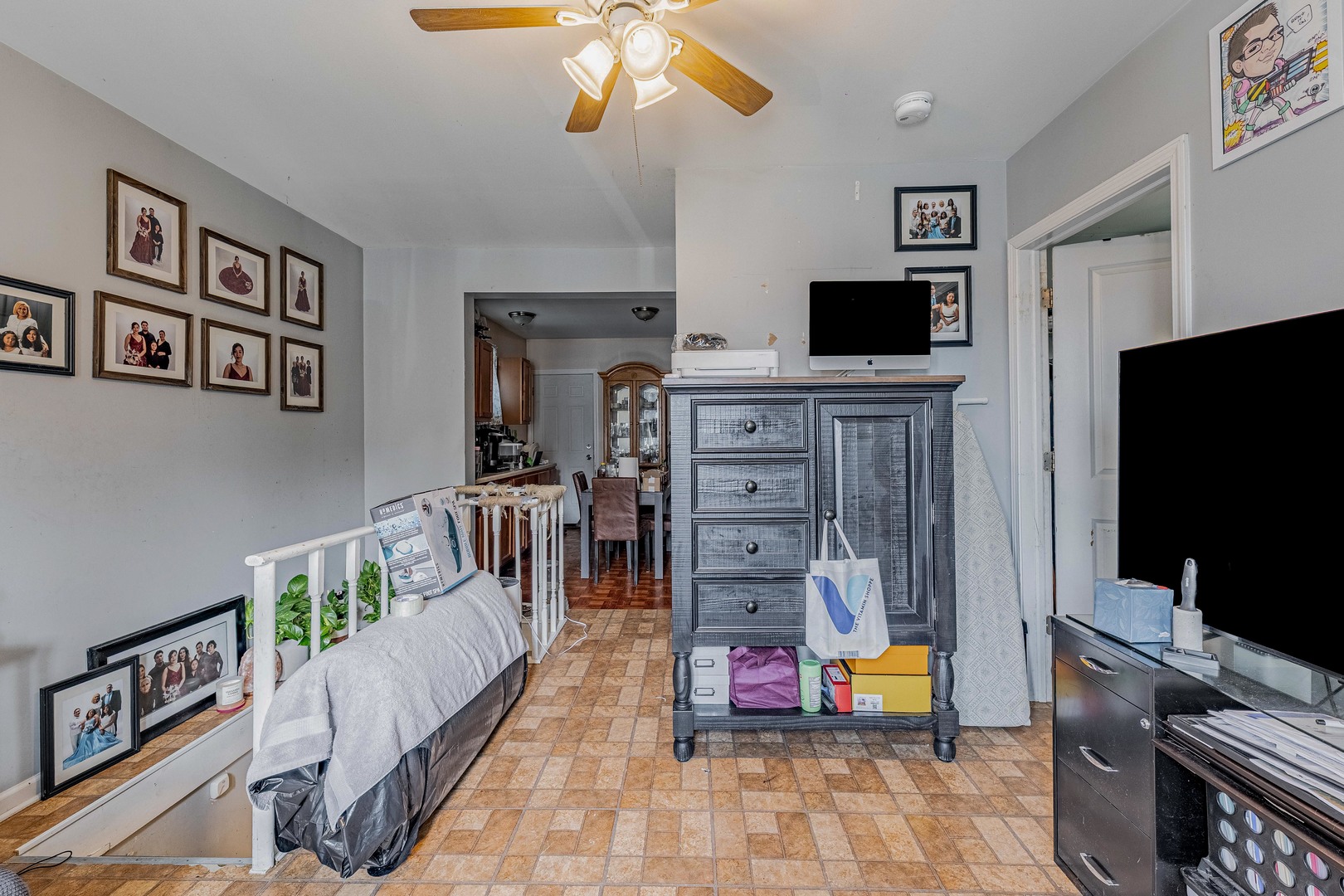 2919 South Keeley Street Chicago IL 60608