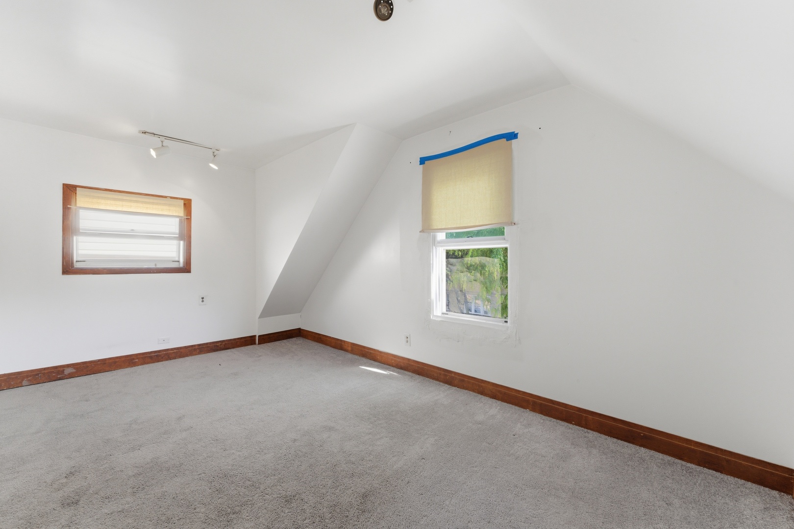 3820 West George Street Chicago IL 60618