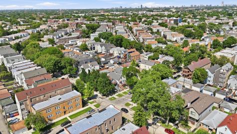 3820 West George Street Chicago IL 60618