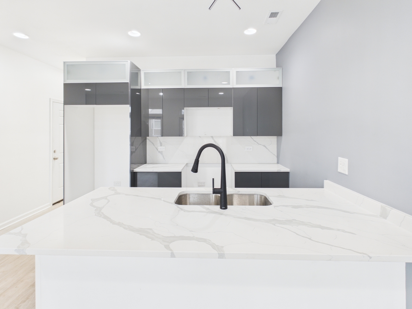 6346 South Evans Avenue Chicago IL 60637