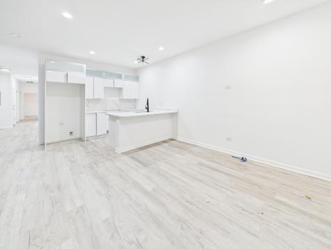 6346 South Evans Avenue Chicago IL 60637