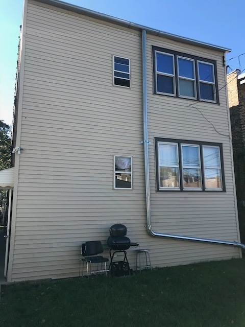 1627 North Lotus Avenue Chicago IL 60639