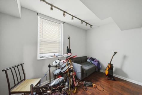 5117 North Western Avenue Chicago IL 60625
