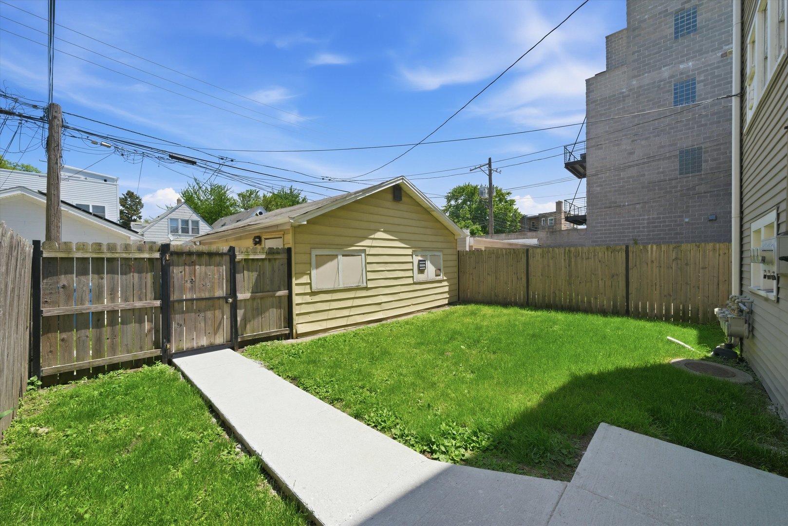 5117 North Western Avenue Chicago IL 60625