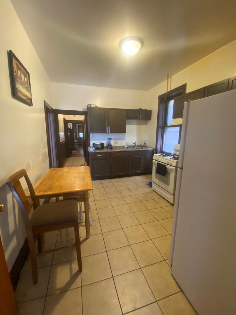 3903 West Monroe Street Chicago IL 60624