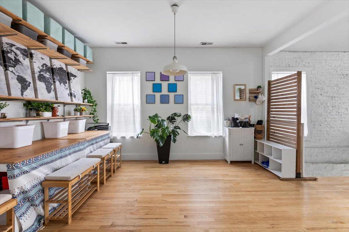 1630 West 21st Place Chicago IL 60608