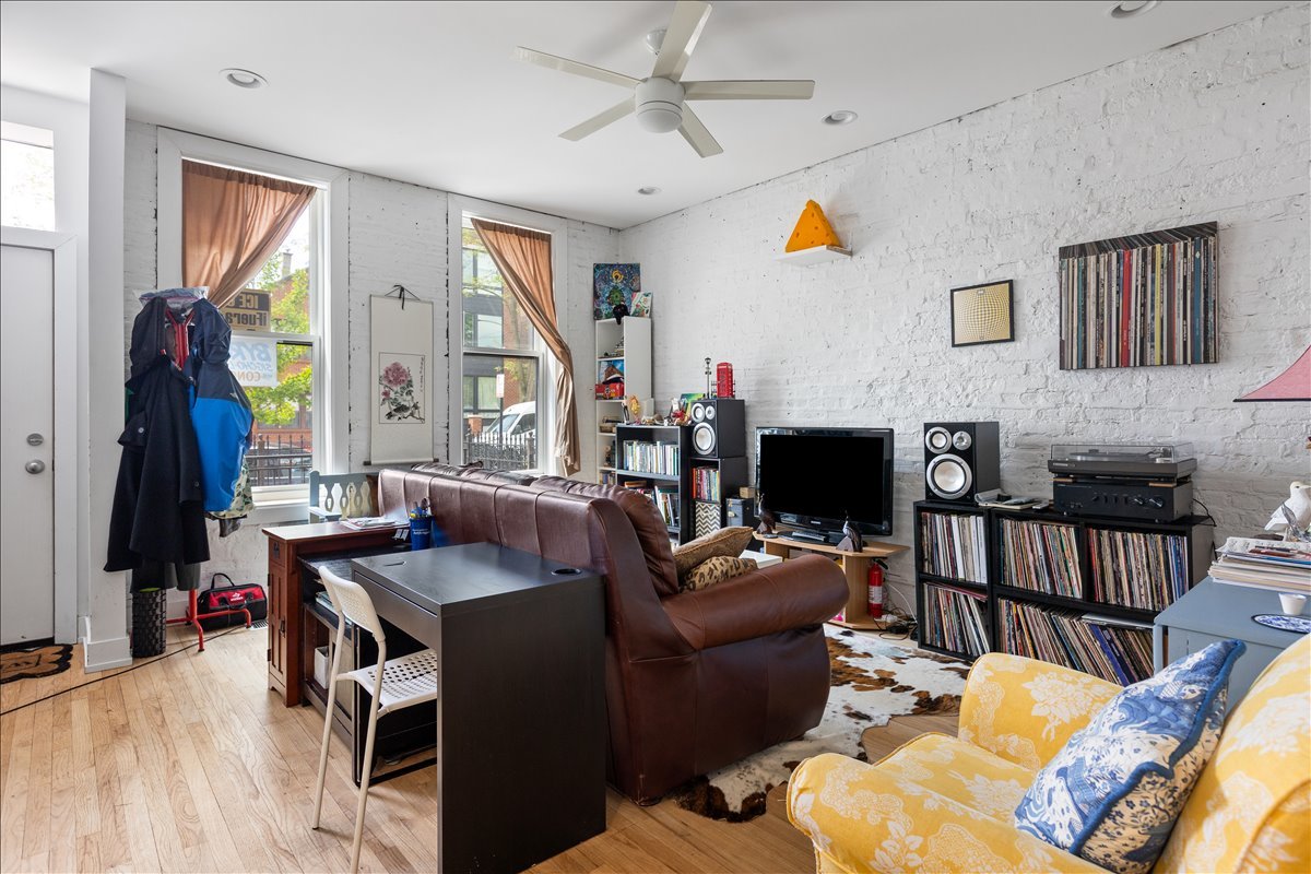 1630 West 21st Place Chicago IL 60608
