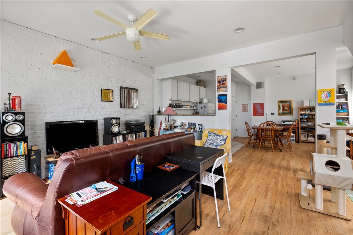 1630 West 21st Place Chicago IL 60608