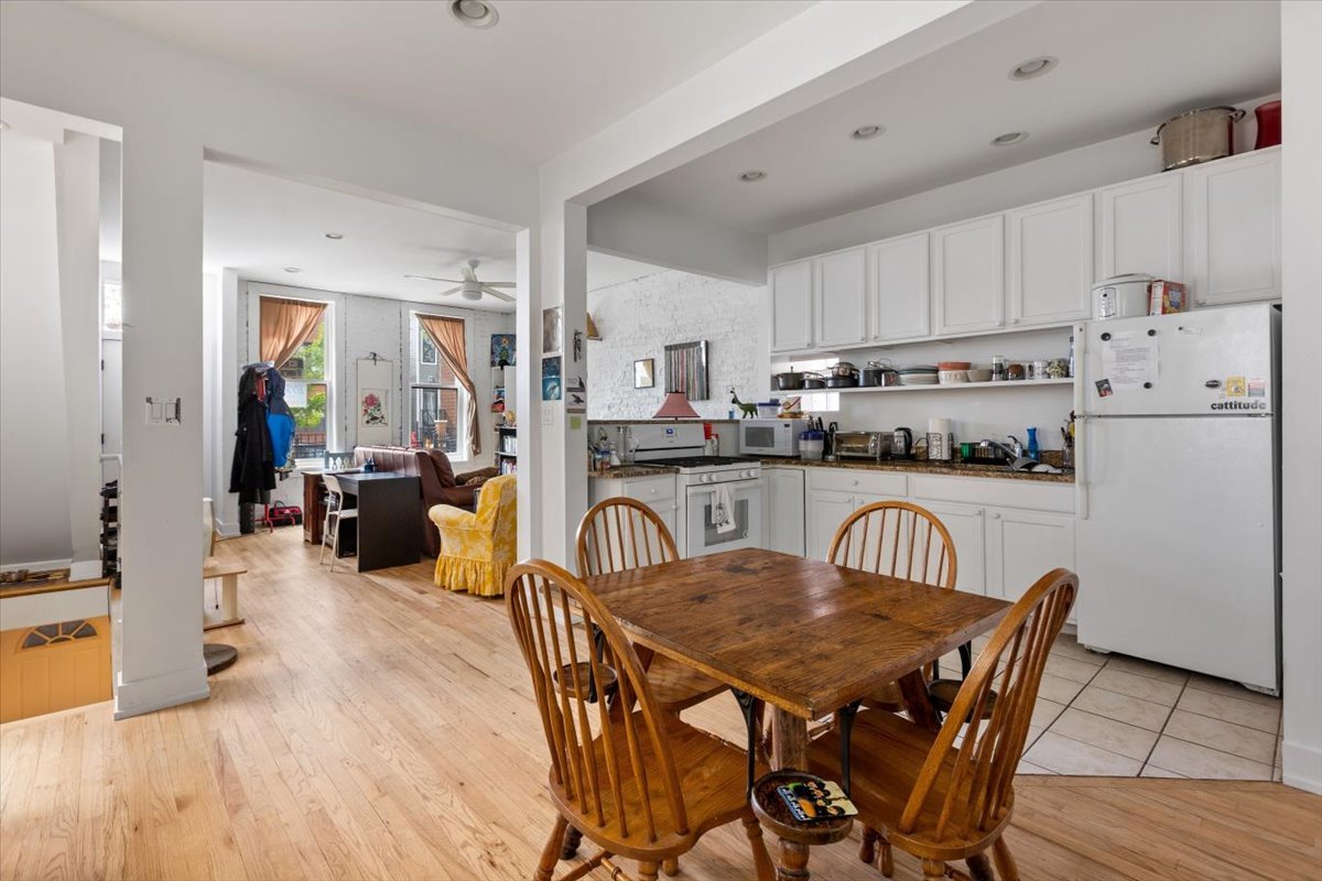 1630 West 21st Place Chicago IL 60608