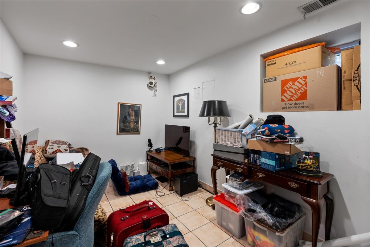 1630 West 21st Place Chicago IL 60608